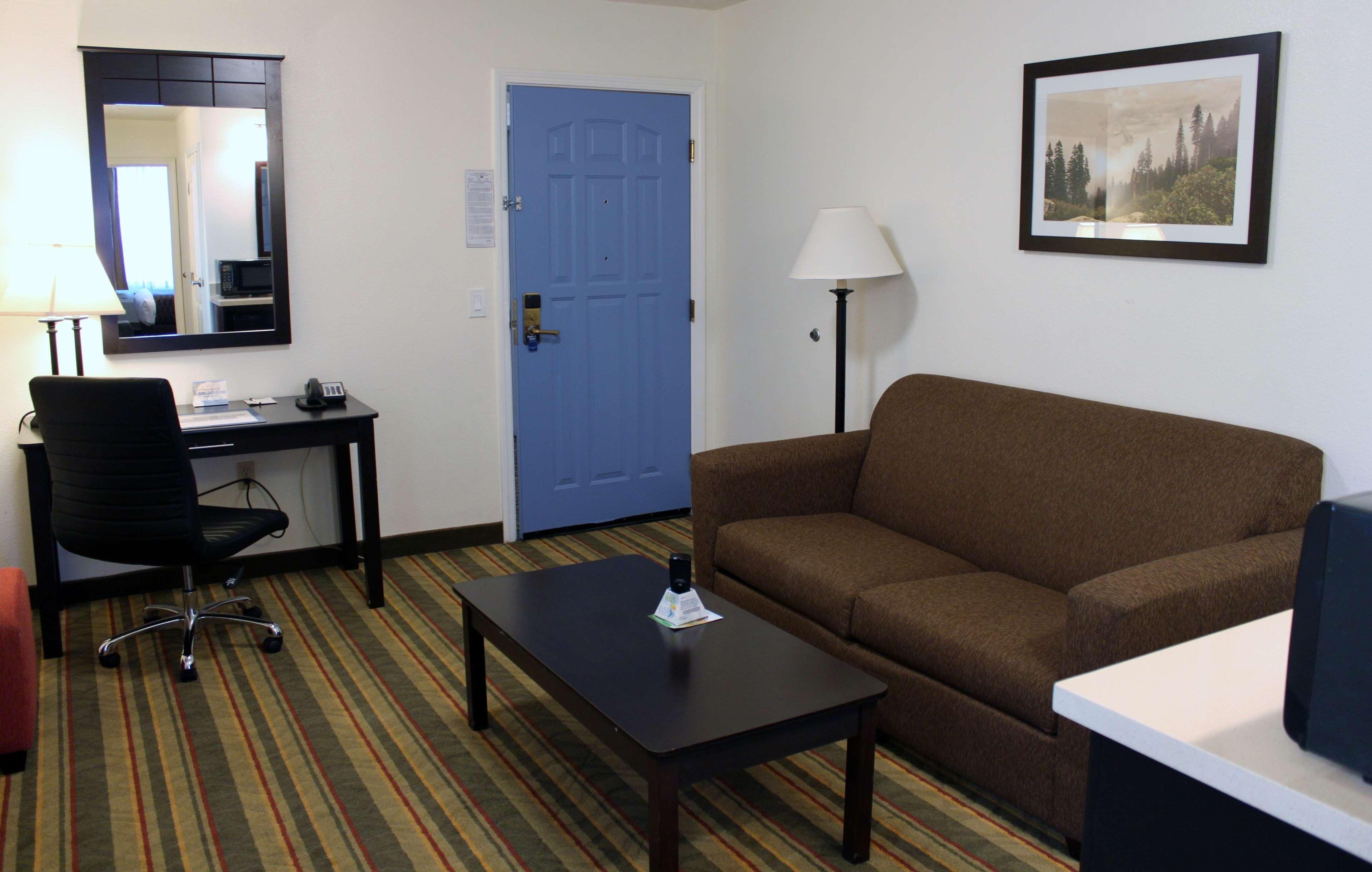 Best Western Visalia Hotel Εξωτερικό φωτογραφία