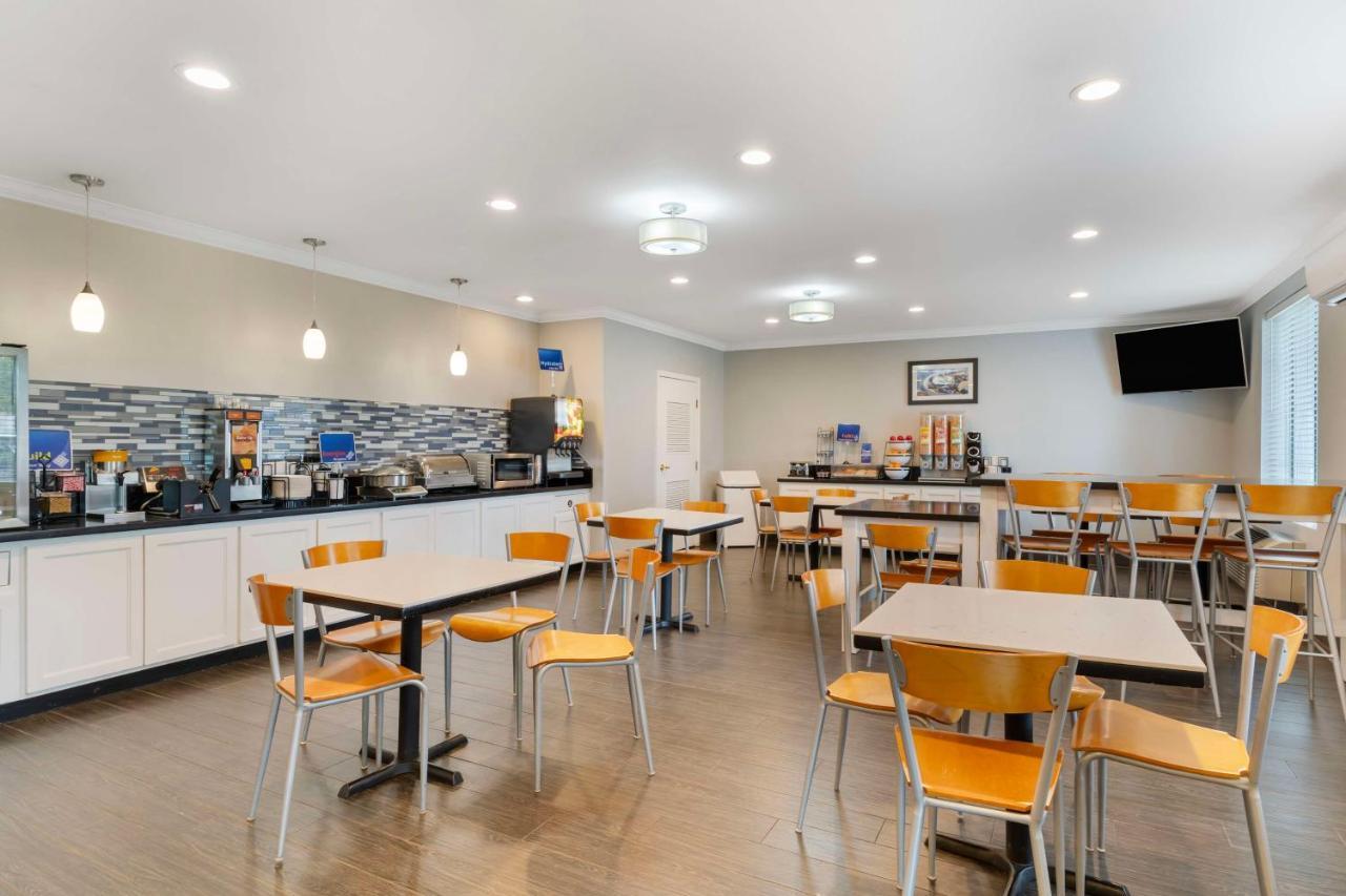 Best Western Visalia Hotel Εξωτερικό φωτογραφία