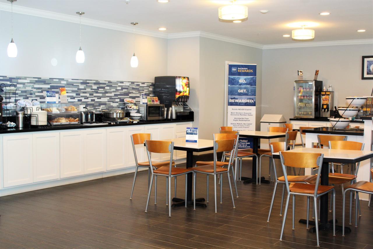 Best Western Visalia Hotel Εξωτερικό φωτογραφία